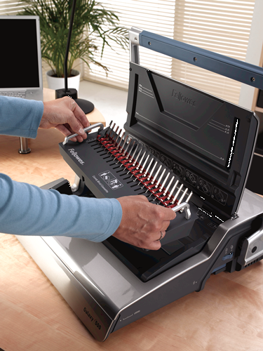 Encuadernadora de canutillo plástico Fellowes Galaxy 500 - perforación 28 H, encuadernación 500 H